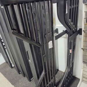 Fifth Wheel Tailgate for 99-06 GM Trucks