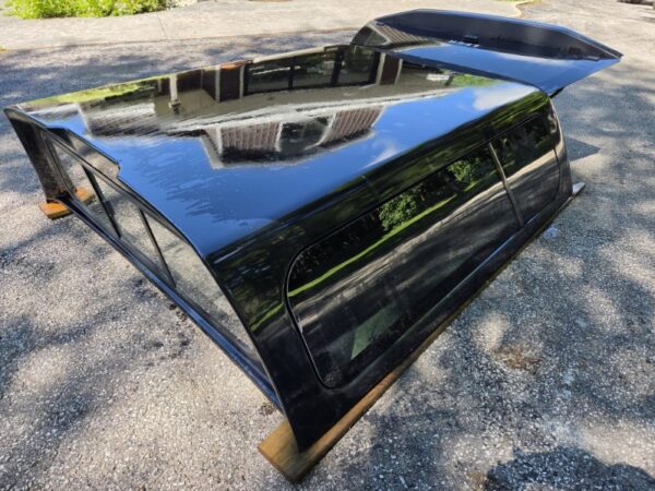 Used Leer Truck Cap for 2015-20 Ford F-150 with 6'6 box - Image 2