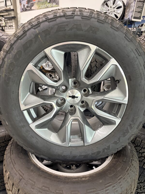 Chevrolet or GMC Grey 20″ Rims and 275/60R20 Goodyear Trailrunner A/T Tires