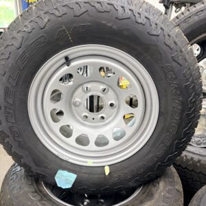 GMC or Chev 17" Rims and 265/70R17 Bridgestone Dueler AT Tires