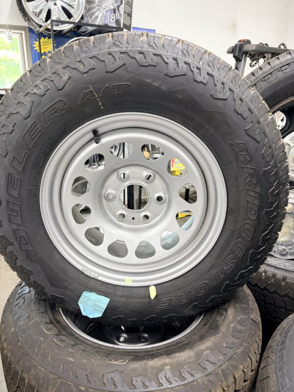 GMC or Chev 17" Rims and 265/70R17 Bridgestone Dueler AT Tires