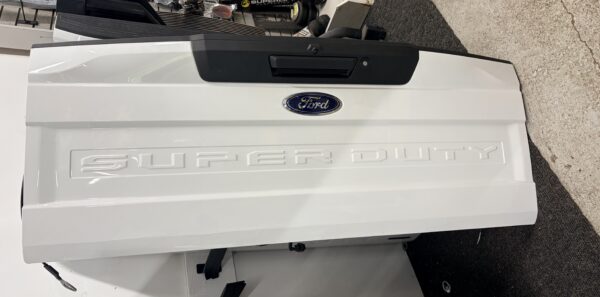 2017 – 2019 Ford Superduty Tailgate - White