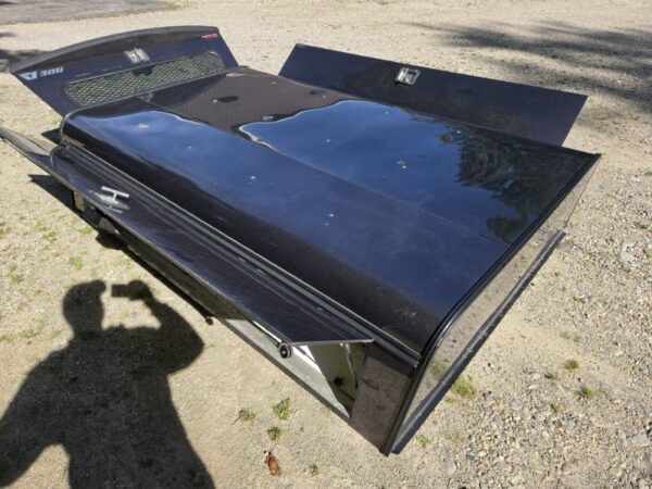 Dodge Ram 8' Black ARE Contractor Truck Cap - Image 8