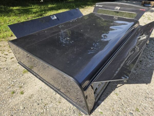 Dodge Ram 8' Black ARE Contractor Truck Cap - Image 7